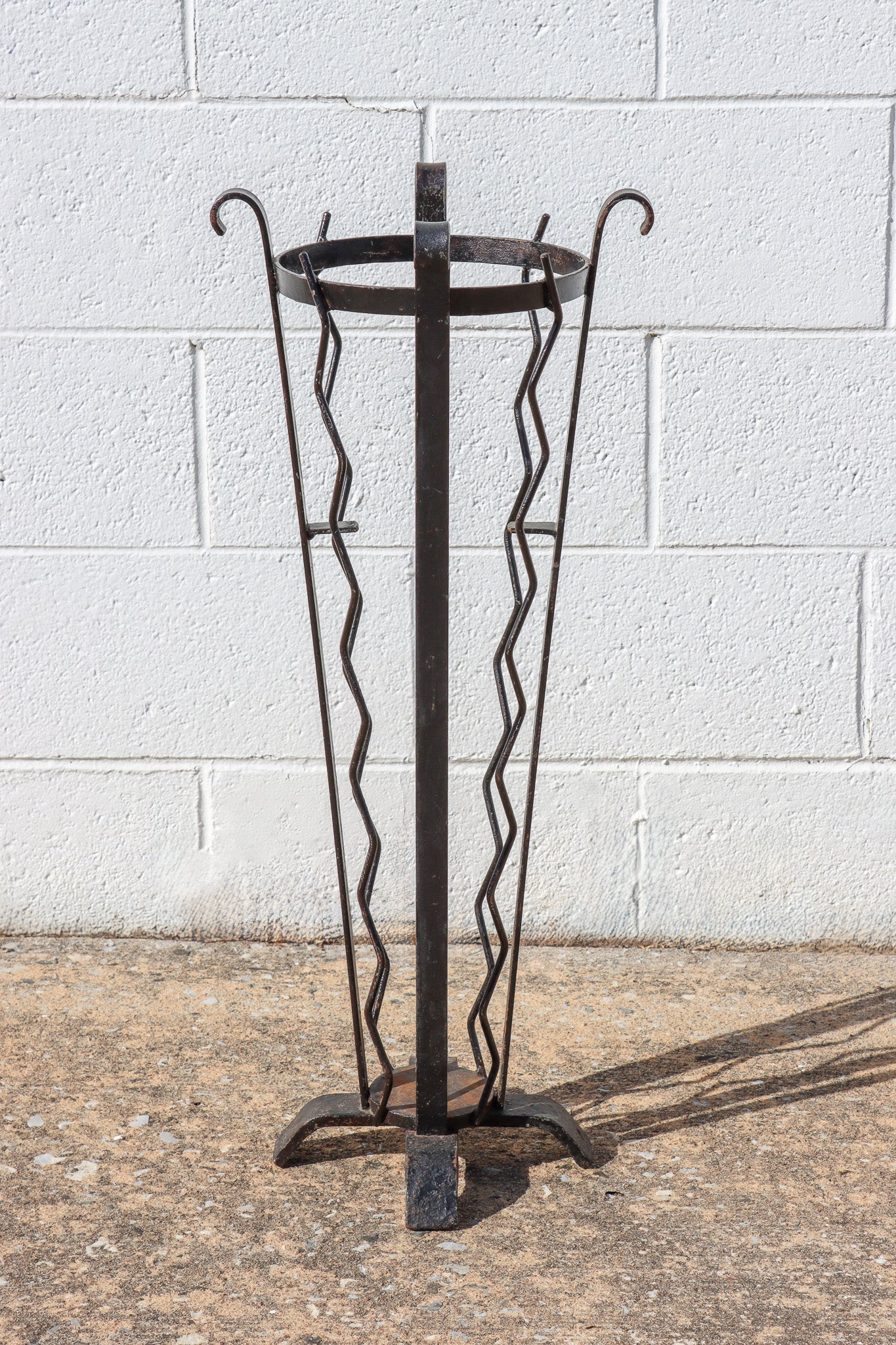 001 | French Black-Painted Metal Jardinière
