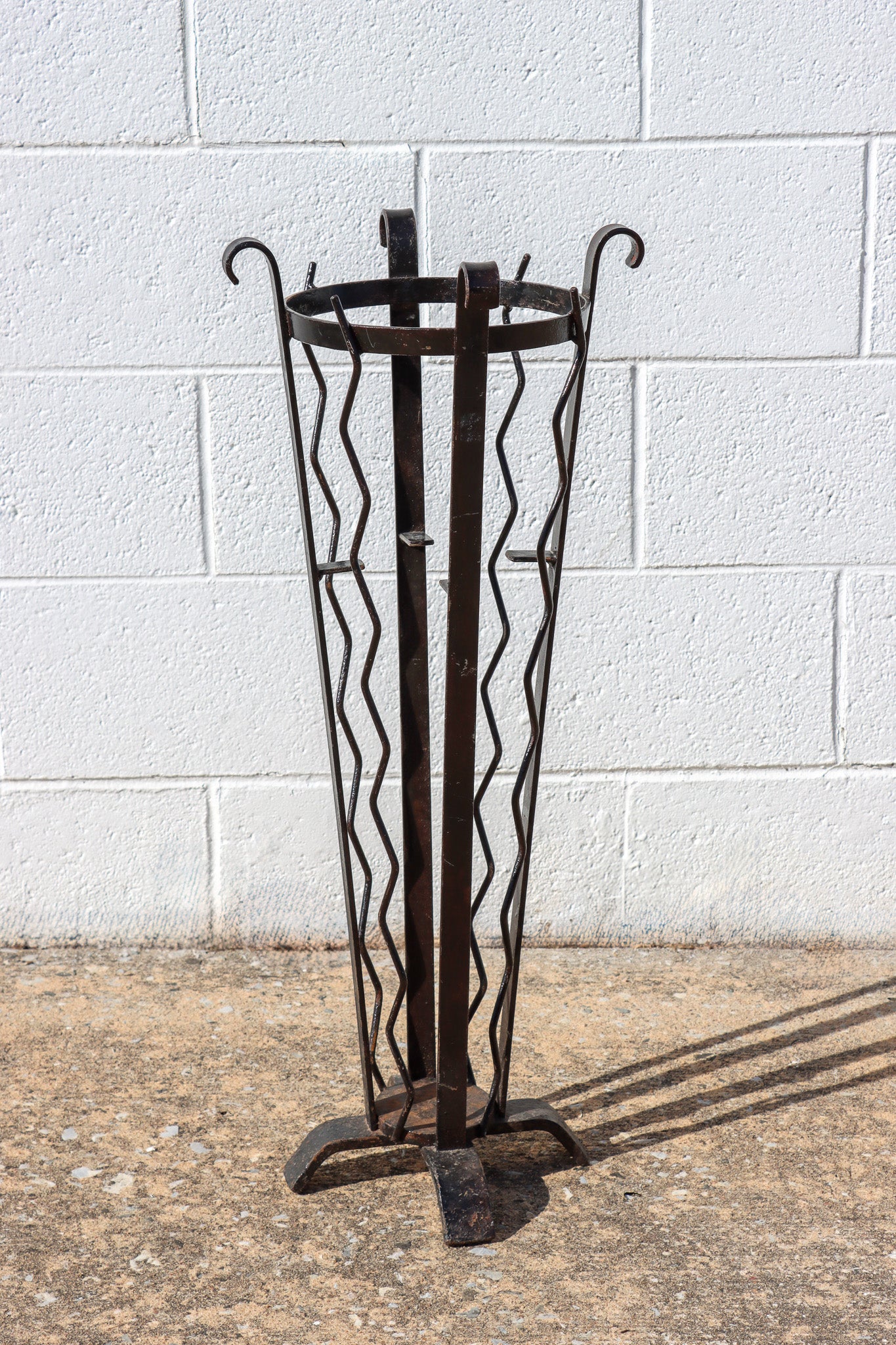 001 | French Black-Painted Metal Jardinière